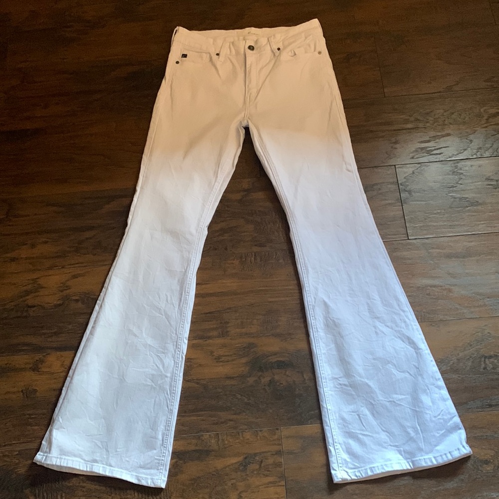 KanCan White Flare Pants. Size 11/29.
